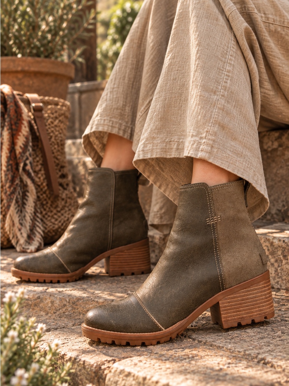 Sorel Cate Waterproof Leather Booties | Major Olive Brown | Size 7 EUC